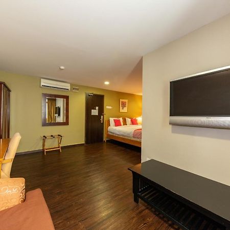 Oyo 430 Oak Valley Boutique Hotel Johor Bahru Buitenkant foto