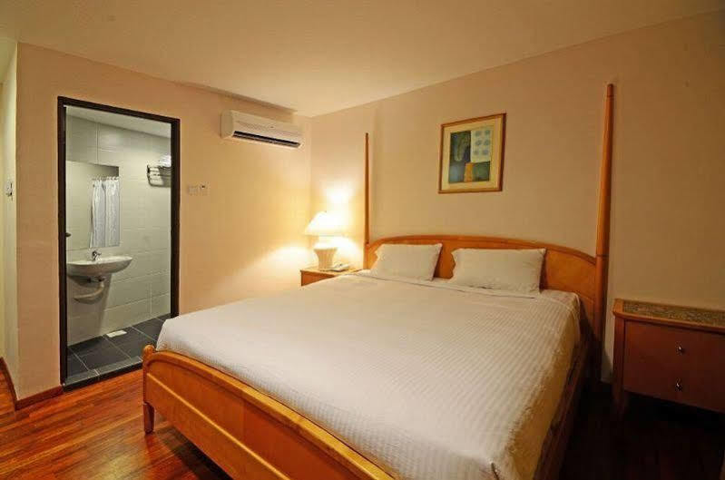 Oyo 430 Oak Valley Boutique Hotel Johor Bahru Buitenkant foto